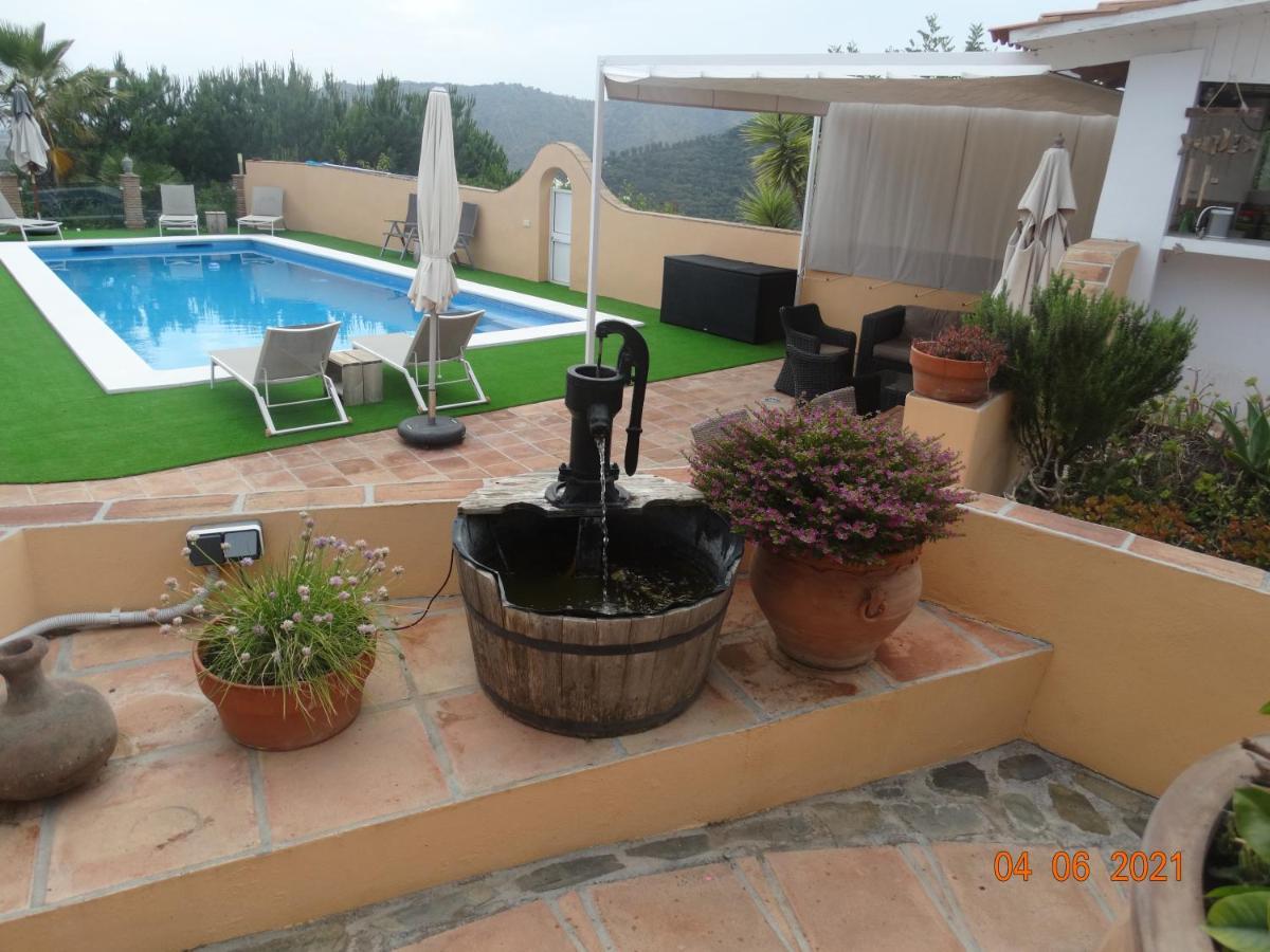 Finca La Vida Tranquila Velez Malaga Exterior photo